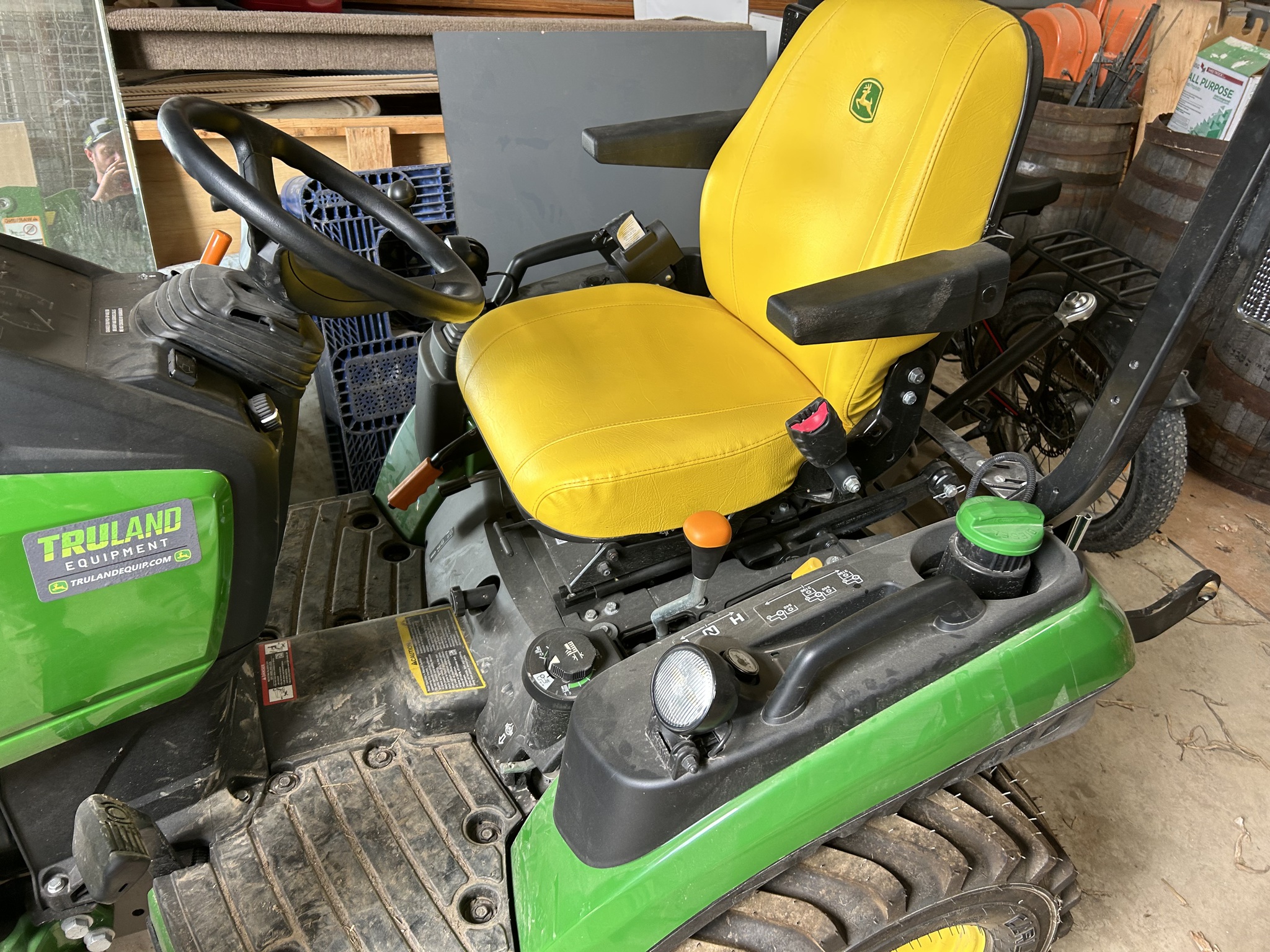 2024 John Deere 1025R Image 4