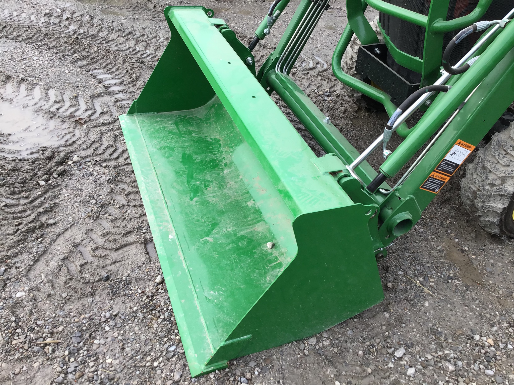 2024 John Deere 1025R Image 11