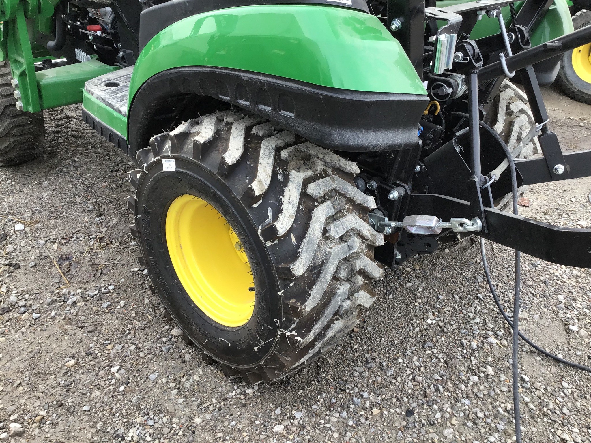 2024 John Deere 1025R Image 14