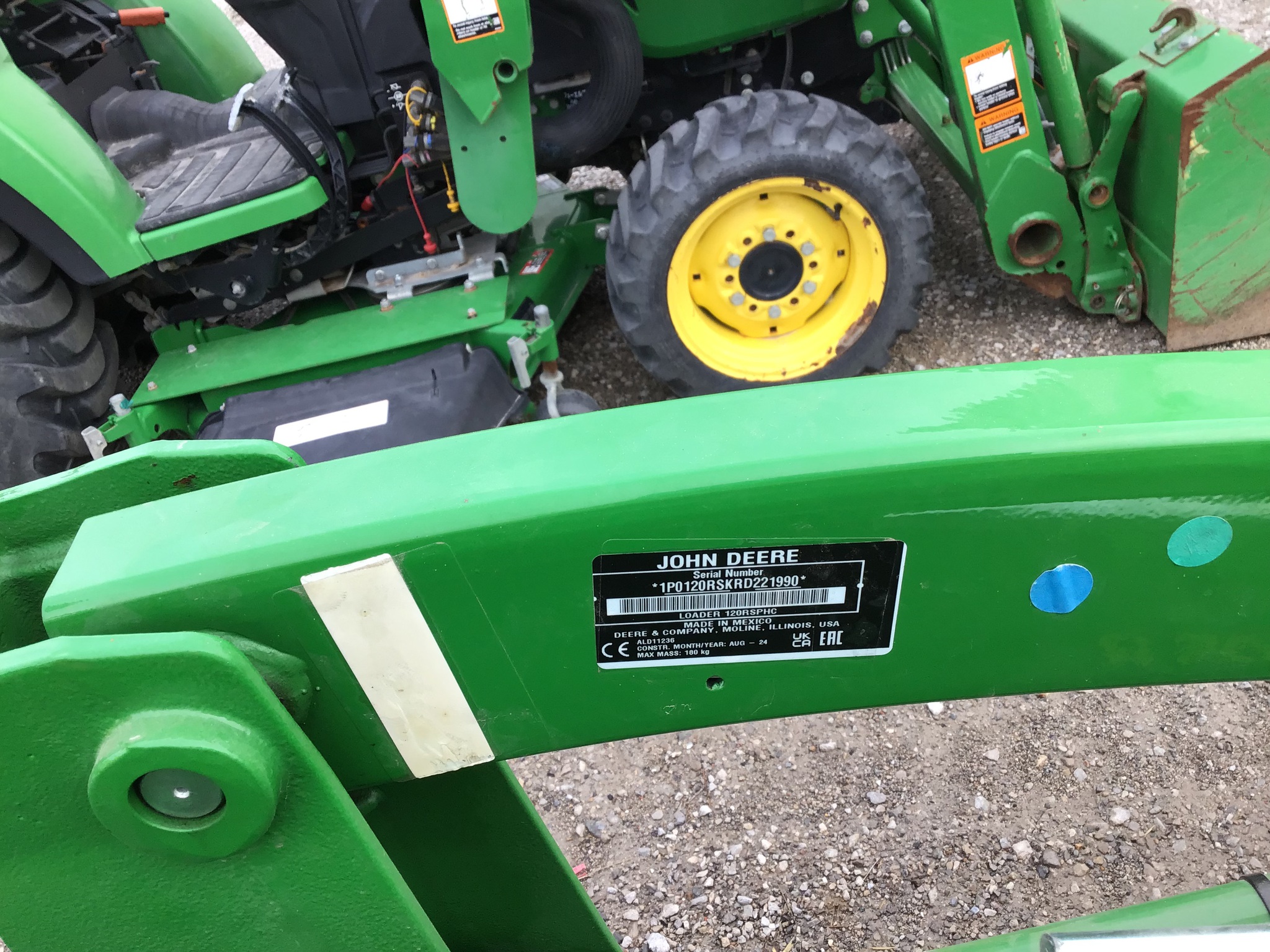 2024 John Deere 1025R Image 19