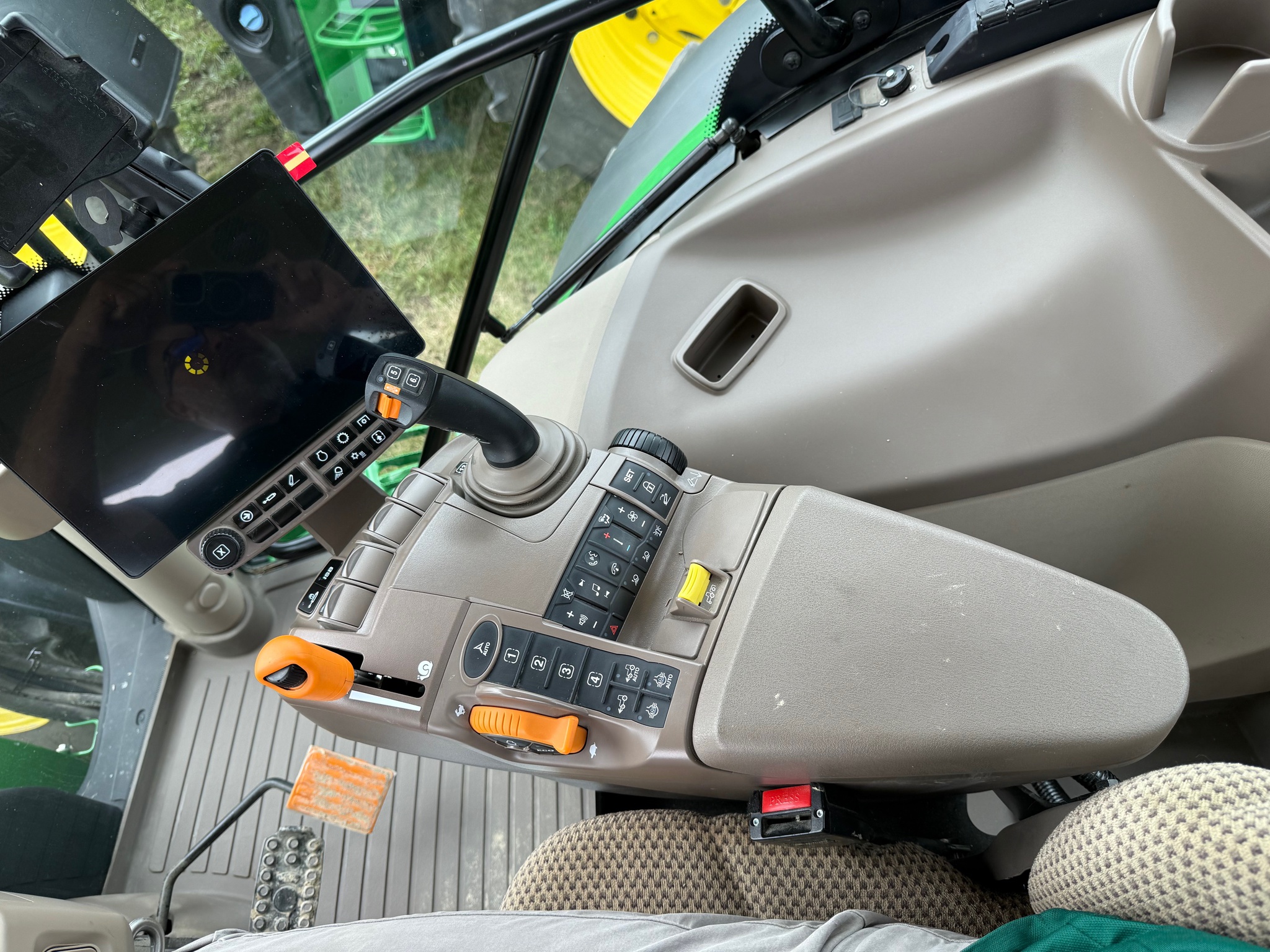 2024 John Deere 6R 145 Image 9