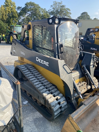 2023 John Deere 325G Photo 7