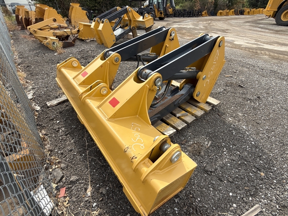 2024 John Deere BYT10555