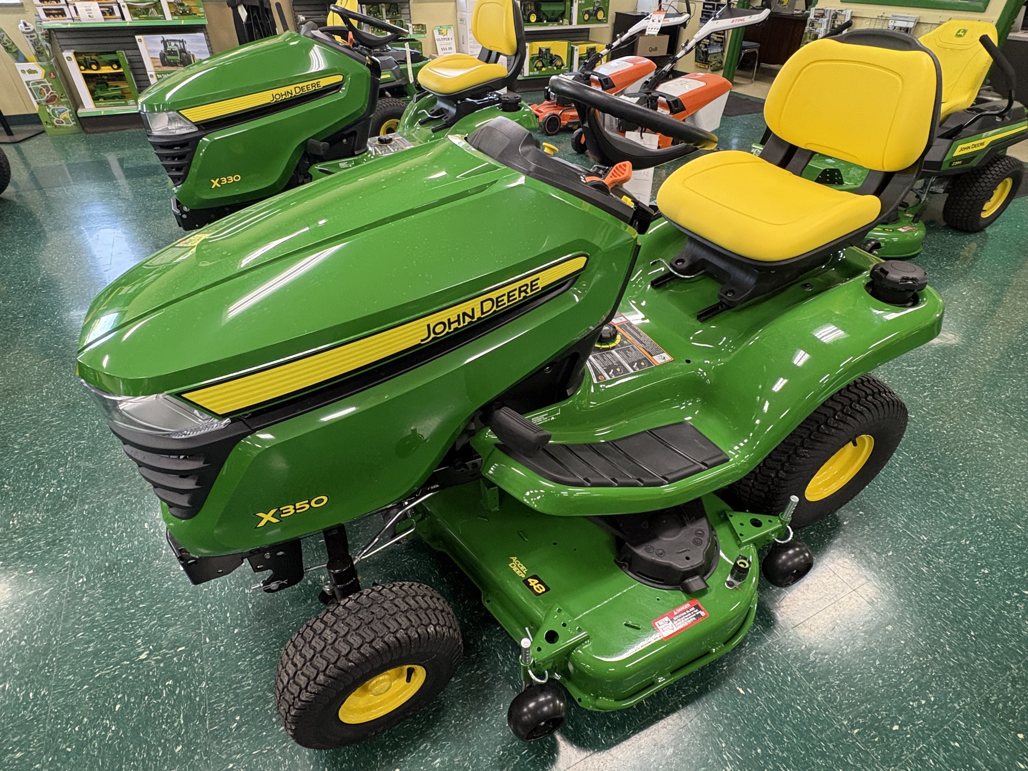 2025 John Deere X350 Image 1