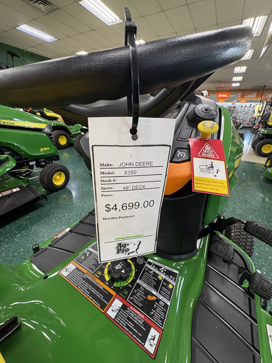 2025 John Deere X350 Image 2