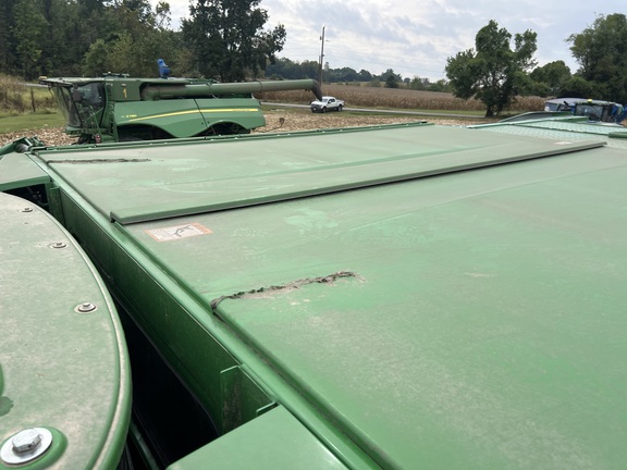 Photo of 2023 John Deere S780