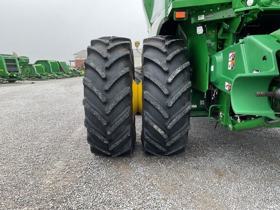 Photo of 2023 John Deere S780