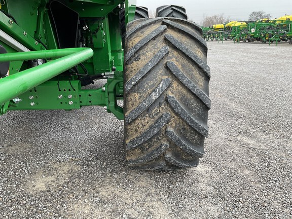 Photo of 2023 John Deere S780