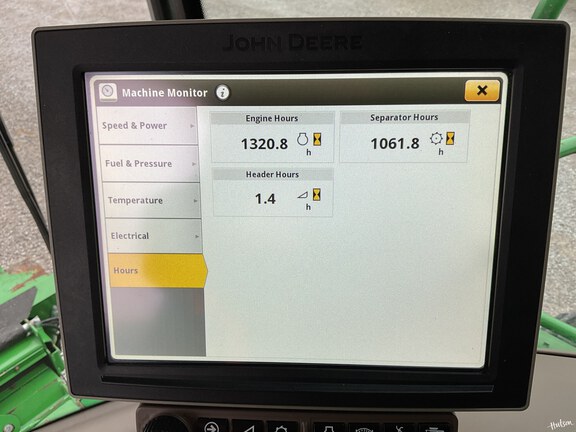 Photo of 2023 John Deere S780