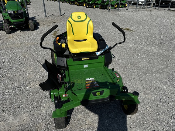 2025 John Deere Z320M