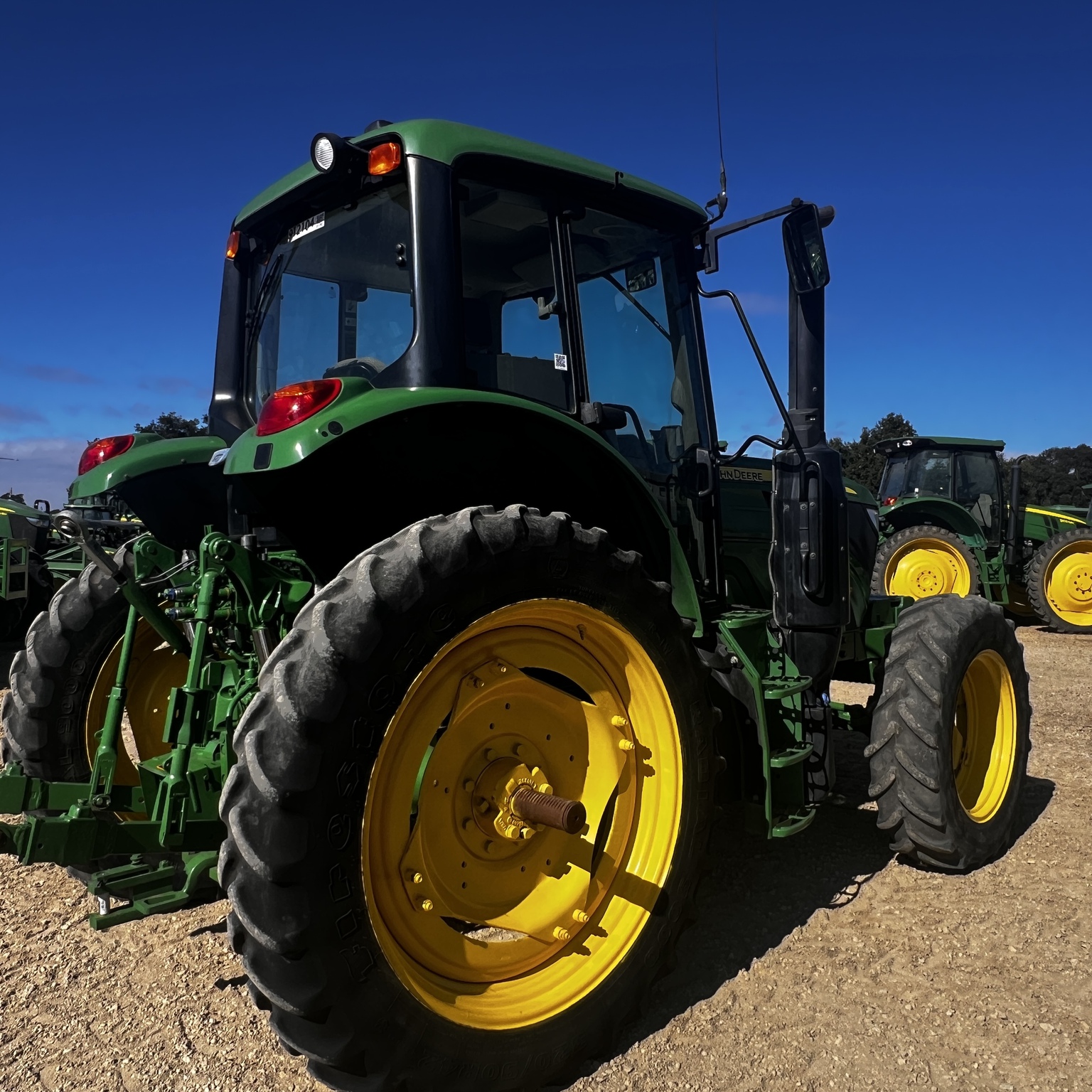 2018 John Deere 6130M Image 5