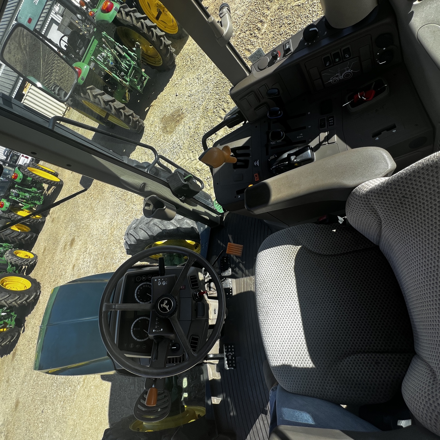 2018 John Deere 6130M Image 13