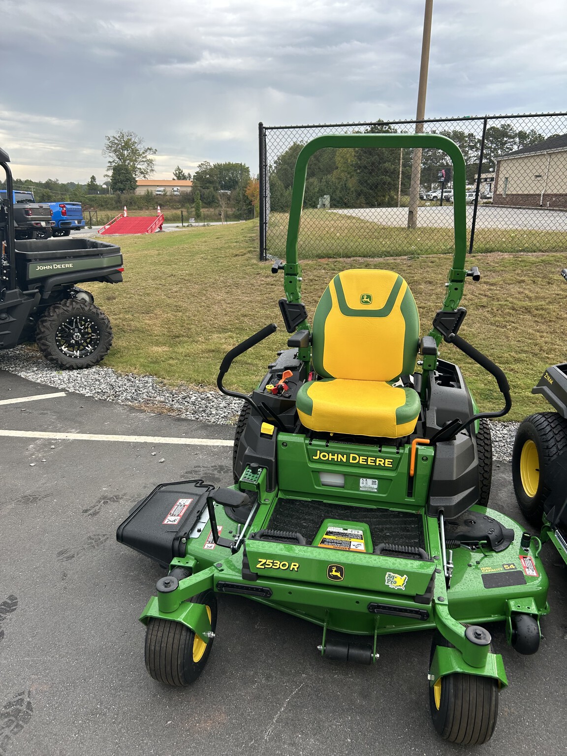 2025 John Deere z530 Image 3