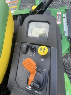 2025 John Deere Z530R Picture 3 2025 John Deere Z530R-3