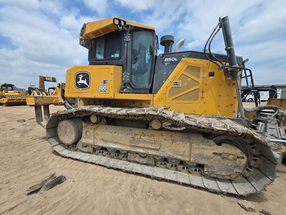 2024 John Deere 850L