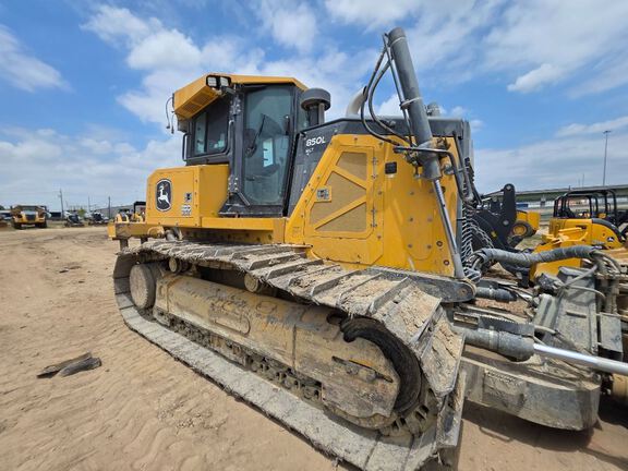 2024 John Deere 850L