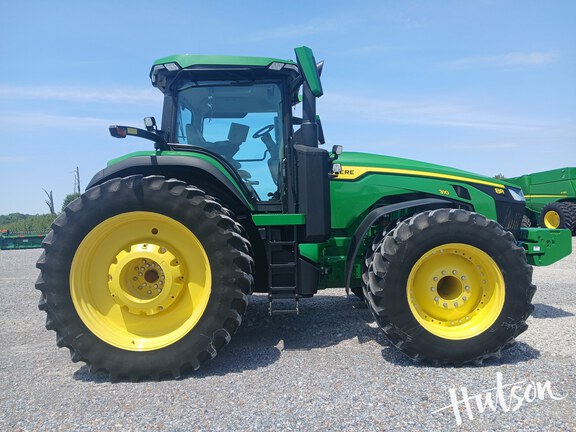 Photo of 2021 John Deere 8R 310