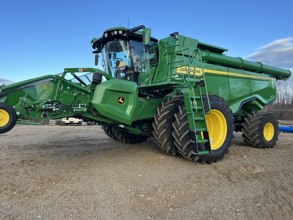  John Deere X9 1100