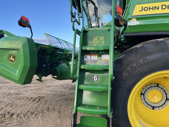 Used 2025 John Deere X9 1100 Combines at Horizon Ag & Turf in High Prairie, AB - Photo8