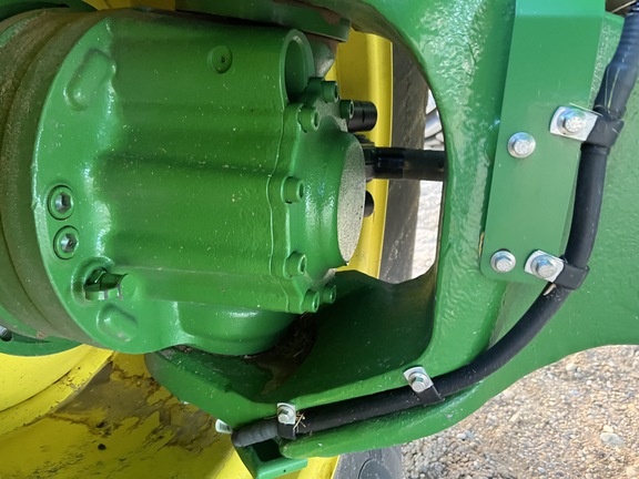 Used 2025 John Deere X9 1100 Combines at Horizon Ag & Turf in High Prairie, AB - Photo13