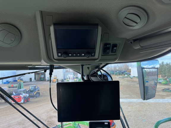 Used 2025 John Deere X9 1100 Combines at Horizon Ag & Turf in High Prairie, AB - Photo22