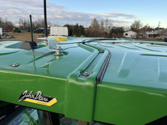 Used 2025 John Deere X9 1100 Combines at Horizon Ag & Turf in High Prairie, AB - Photo29