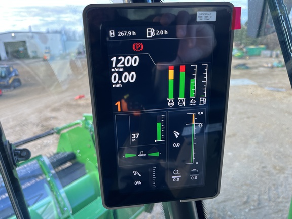 Used 2025 John Deere X9 1100 Combines at Horizon Ag & Turf in High Prairie, AB - Photo30