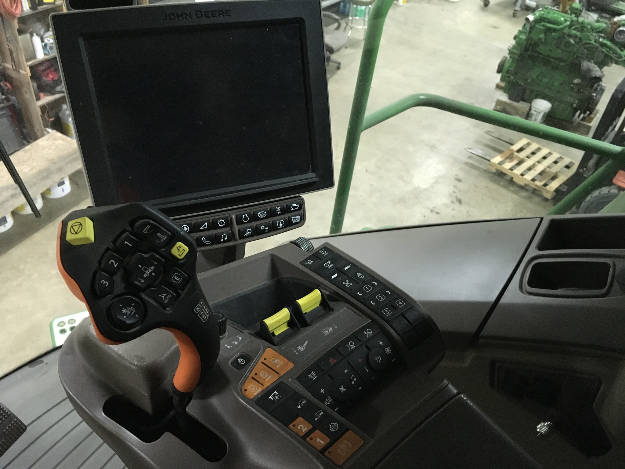 2021 John Deere S780 Image 9