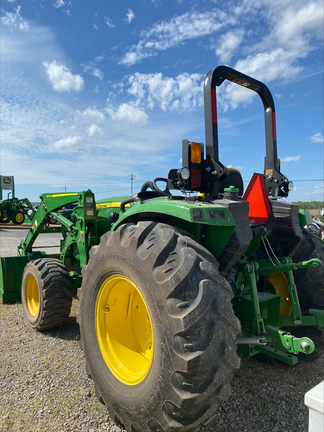 2024 John Deere 4052M