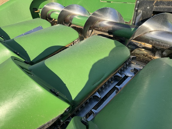2009 John Deere 608C - Photo9