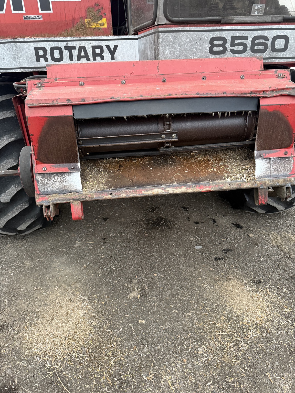 1987 Massey Ferguson 8560 Image 1