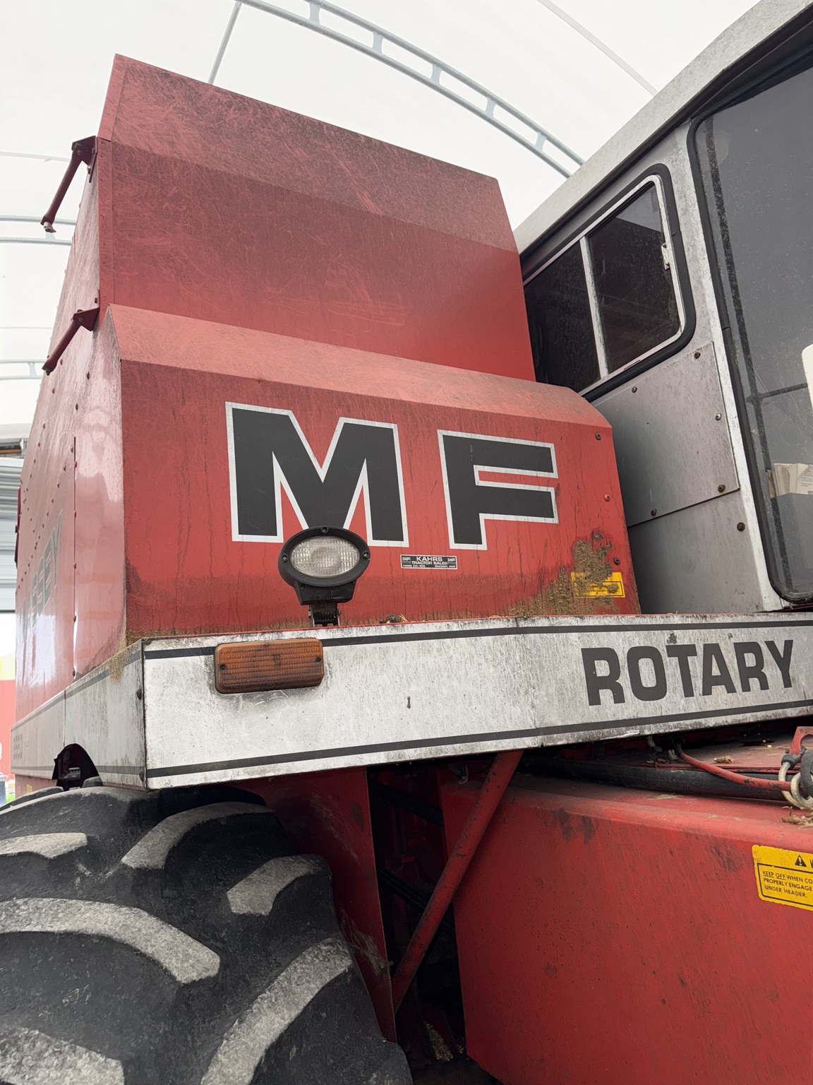 1987 Massey Ferguson 8560 Image 2