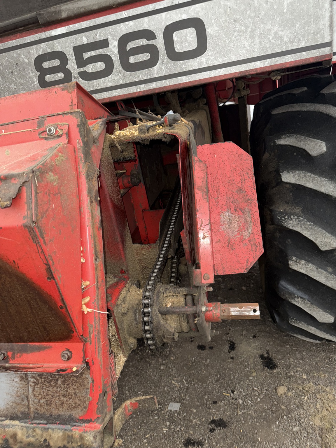 1987 Massey Ferguson 8560 Image 3