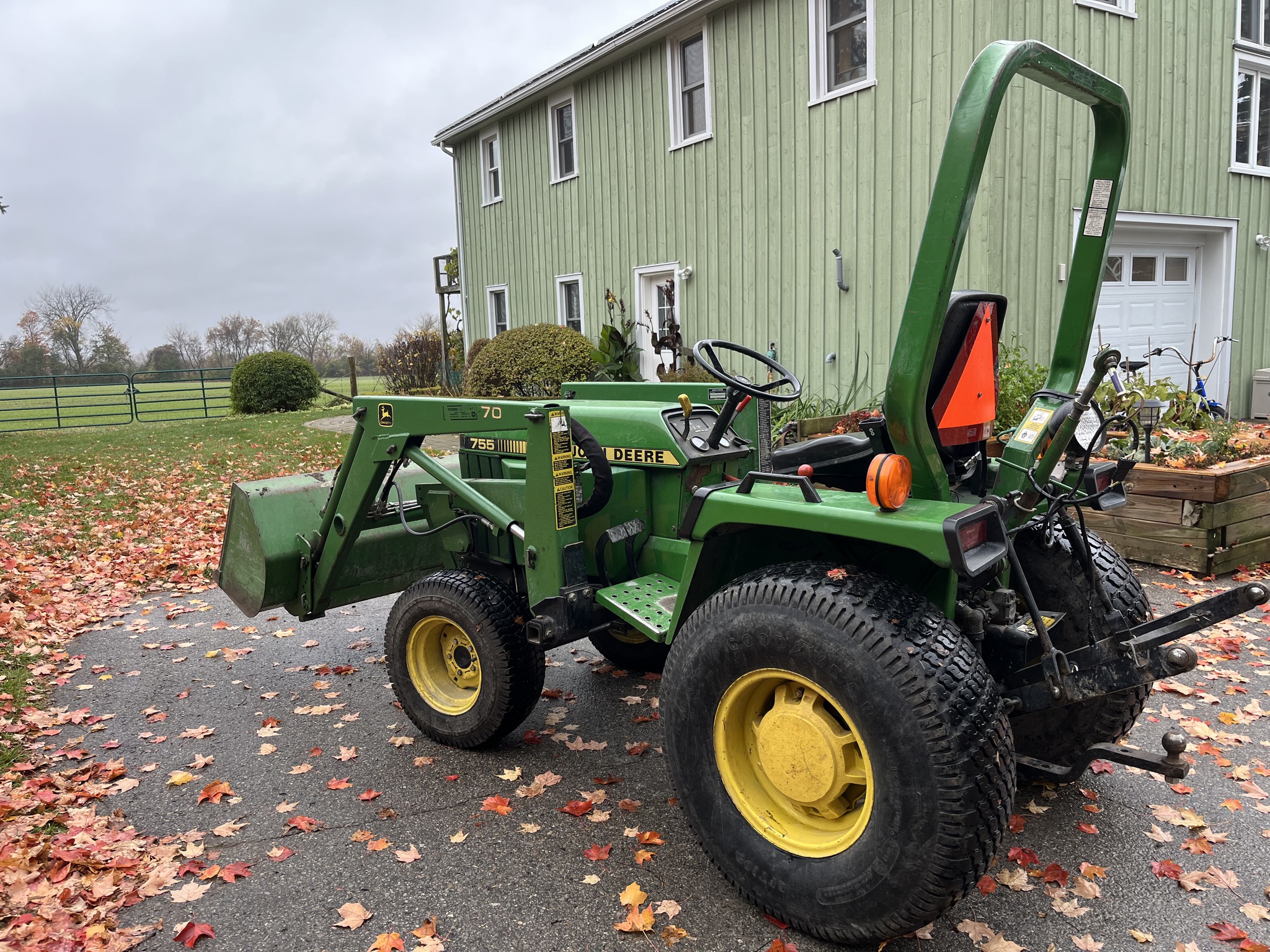 1989 John Deere 755 Image 5
