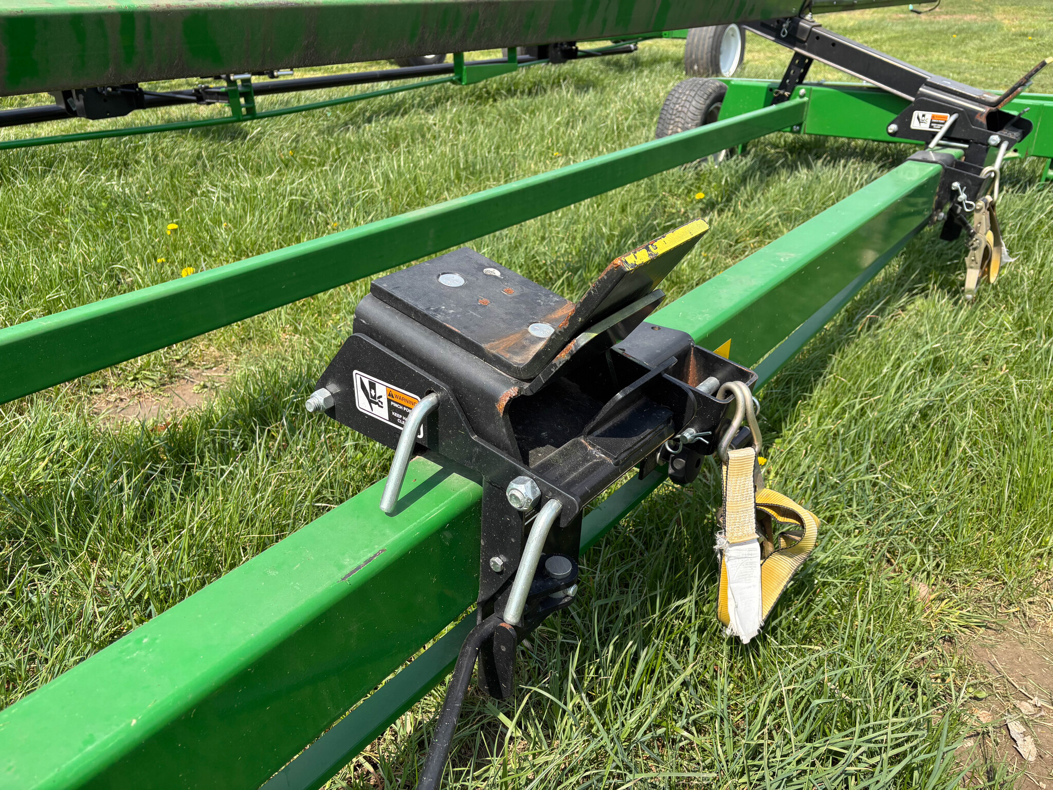 Used 2021 Unverferth HT 30 Header carts at Koenig Equipment in Anna, OH - PhotoXL2