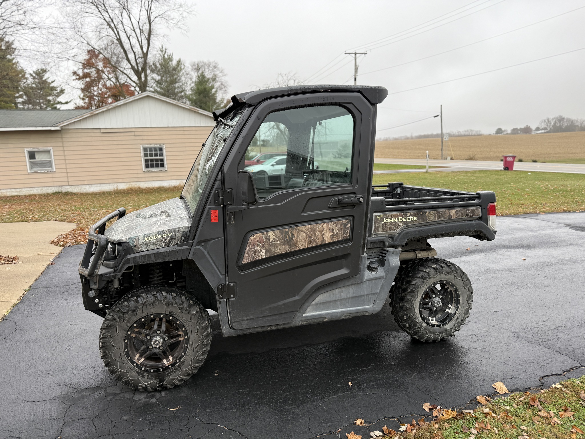 2021 John Deere XUV 835M Image 1