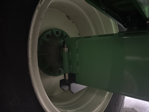 Used 2011 Brent 882 Grain Carts at Koenig Equipment in Anna, OH - Photo12