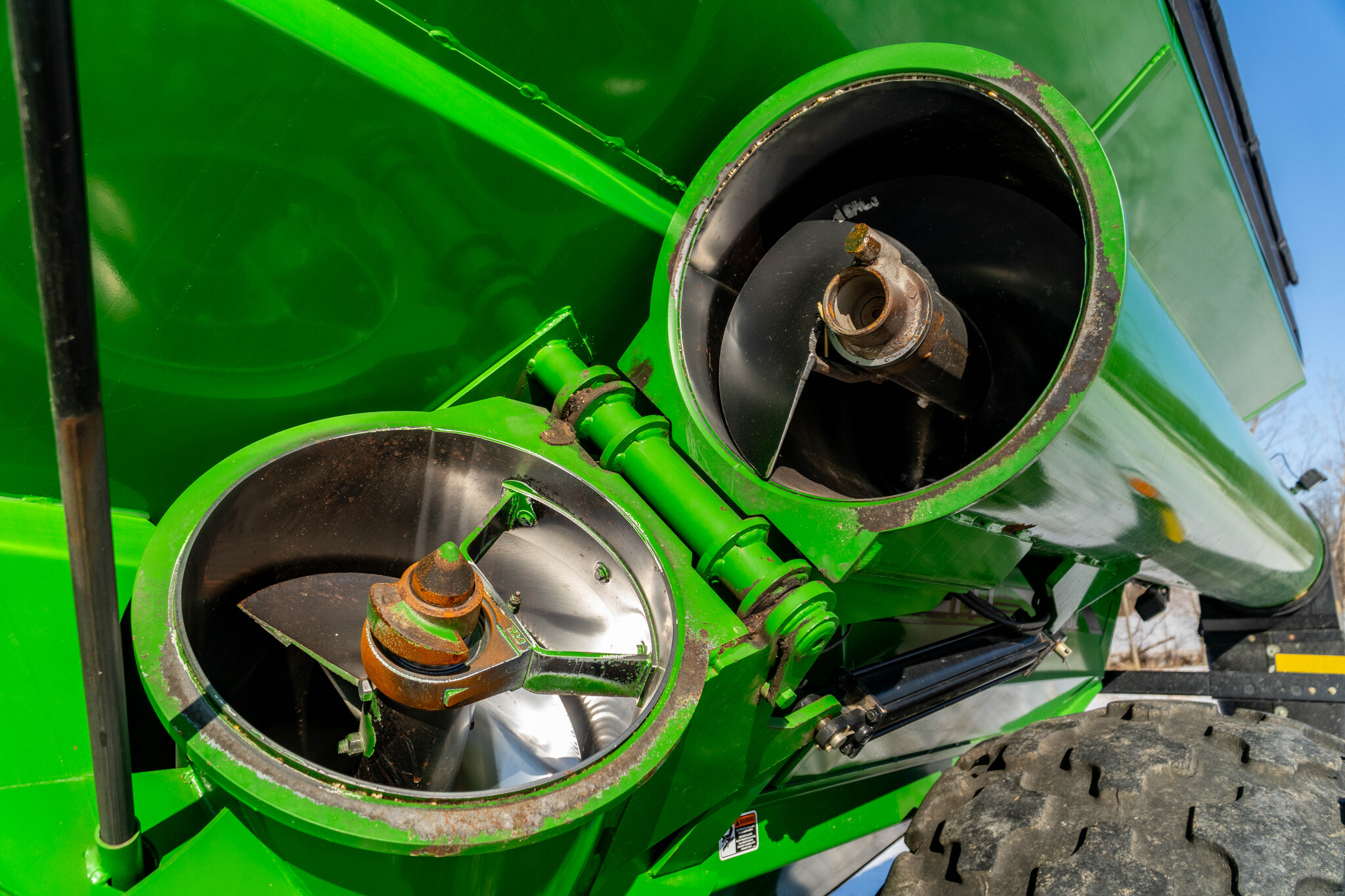 Used 2011 Brent 882 Grain Carts at Koenig Equipment in Anna, OH - PhotoXL15