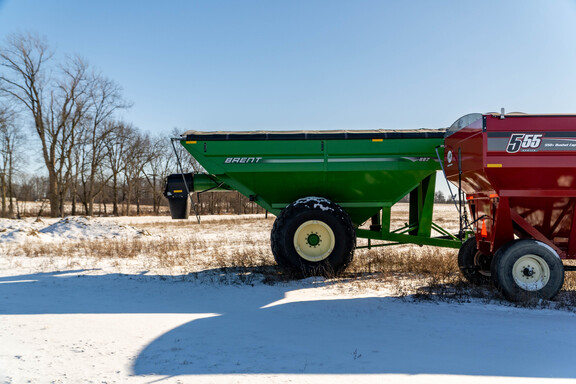 Used 2011 Brent 882 Grain Carts at Koenig Equipment in Anna, OH - Photo4
