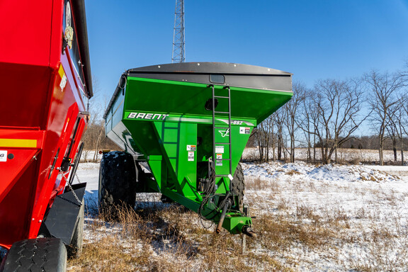 Used 2011 Brent 882 Grain Carts at Koenig Equipment in Anna, OH - Photo5