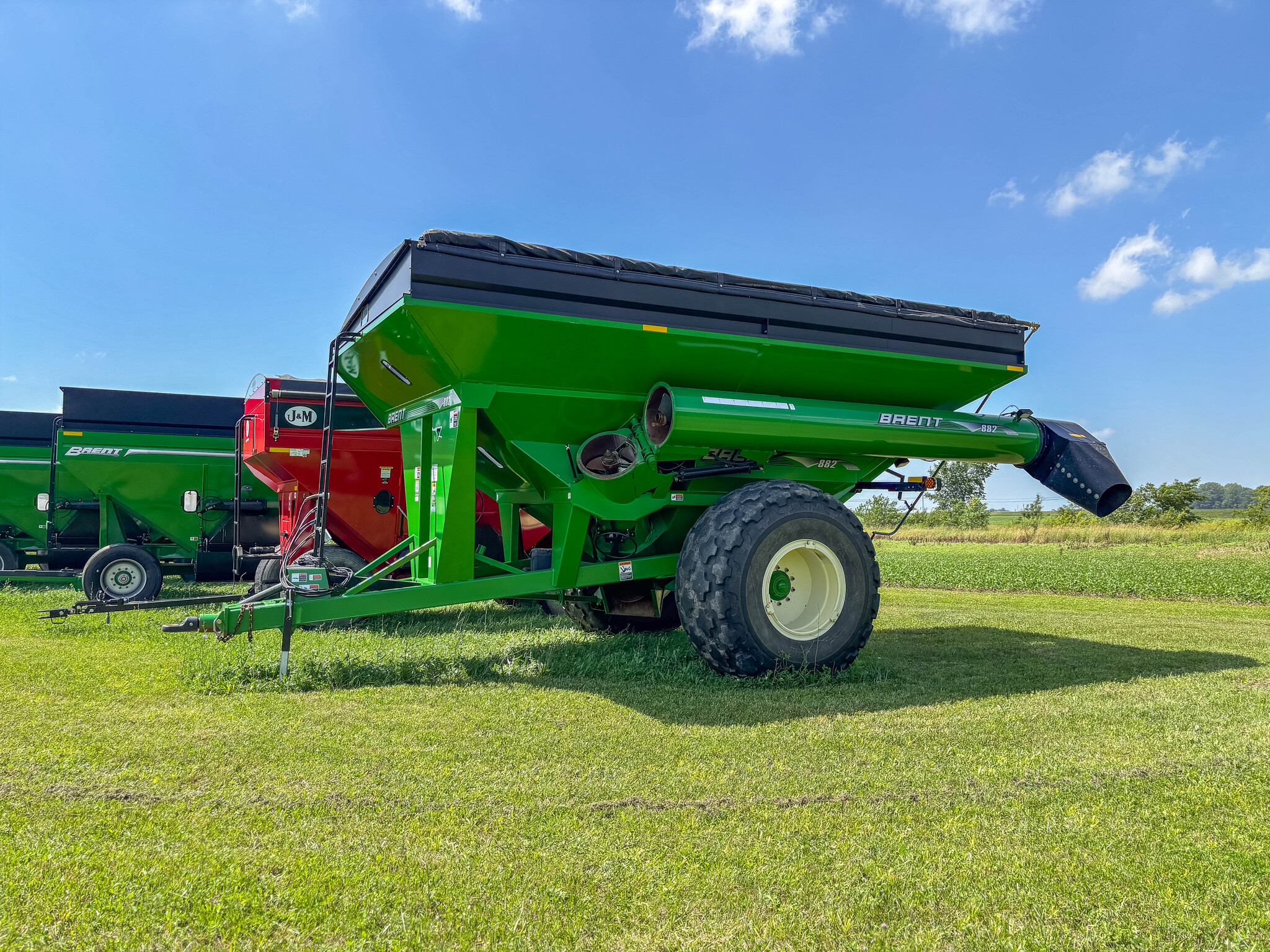 Used 2011 Brent 882 Grain Carts at Koenig Equipment in Anna, OH - PhotoXL0