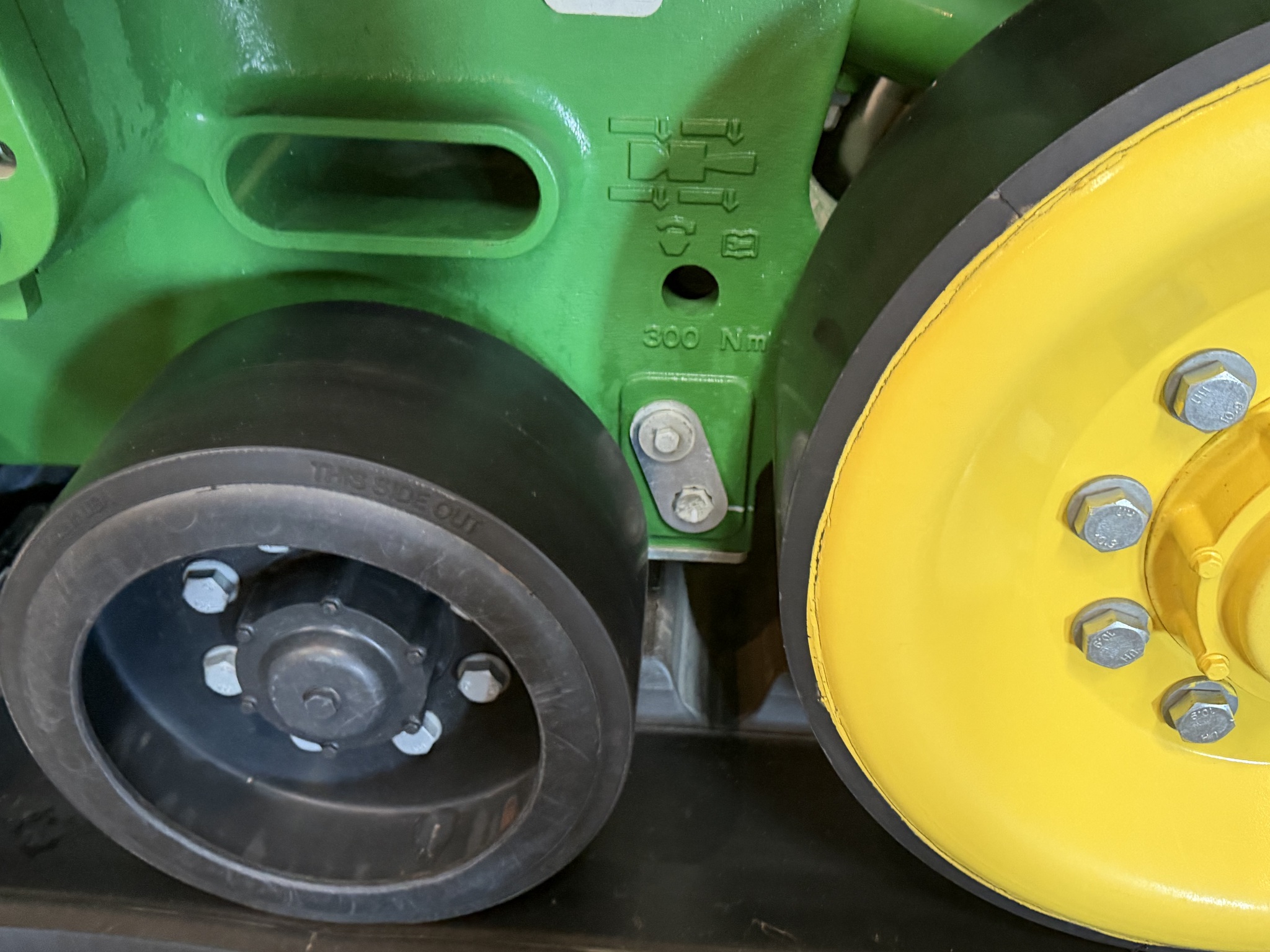  2023 John Deere 9RX 540 at Heritage Tractor in Lexington, IL