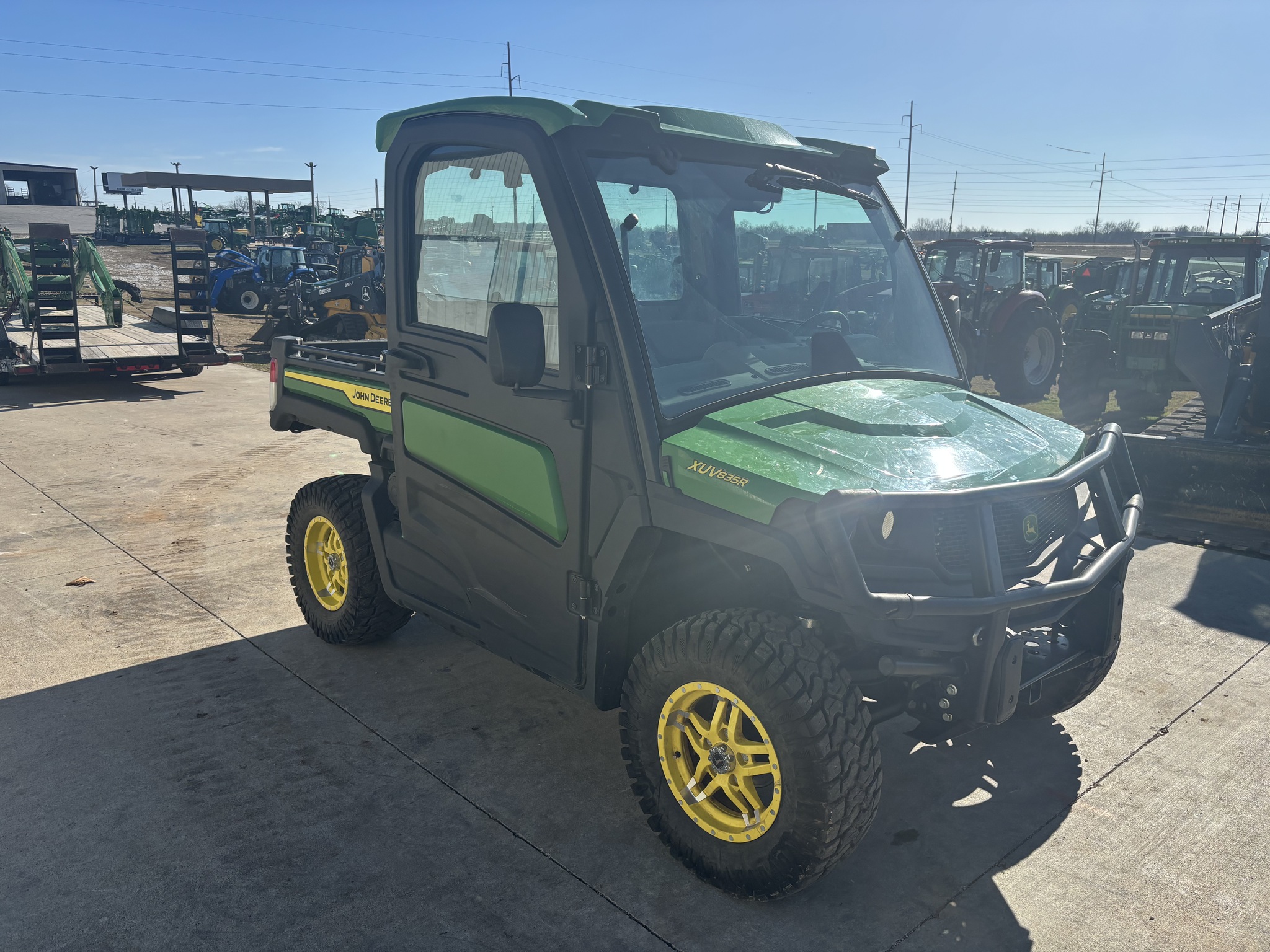  2023 John Deere XUV 835R at Heritage Tractor in Rogersville, MO