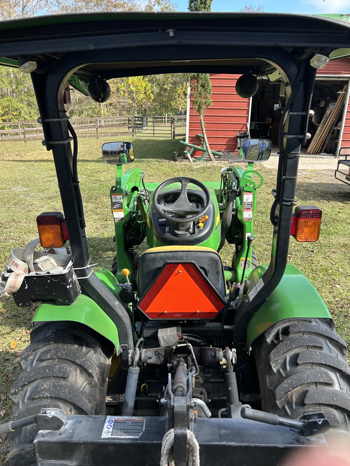 2007 John Deere 3203 Image 3