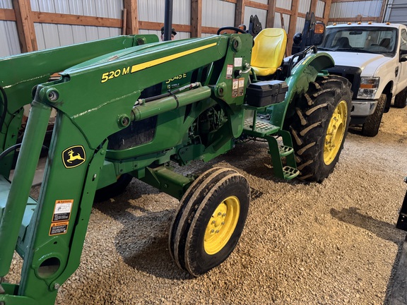  John Deere 5045E