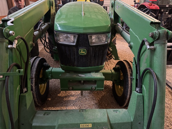 2018 John Deere 5045E - Photo11