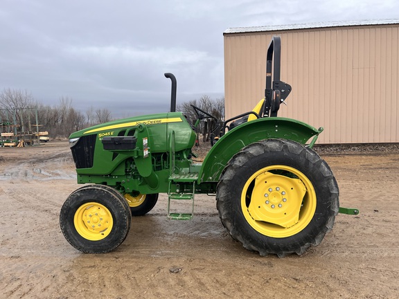 2018 John Deere 5045E - Photo8
