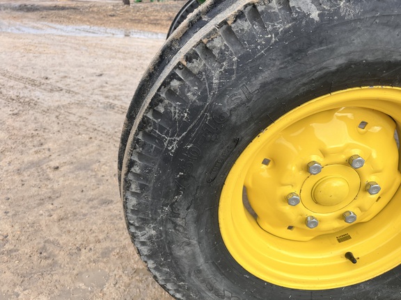 2018 John Deere 5045E - Photo10