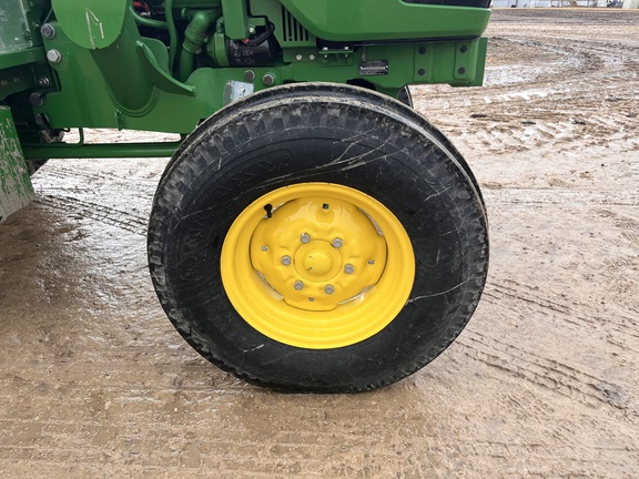 2018 John Deere 5045E - Photo12