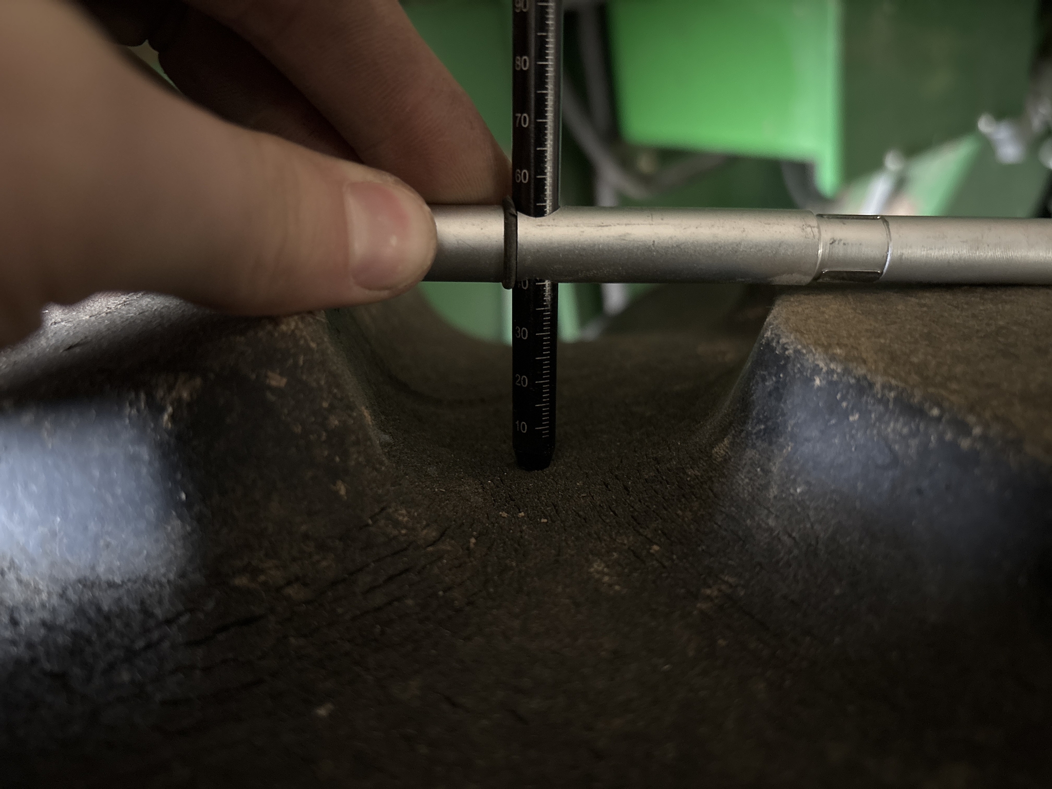 Used 2012 John Deere S670 Combines at Koenig Equipment in Urbana, OH - PhotoXL39